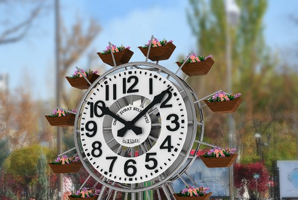 Çiçekli Meydan Saati